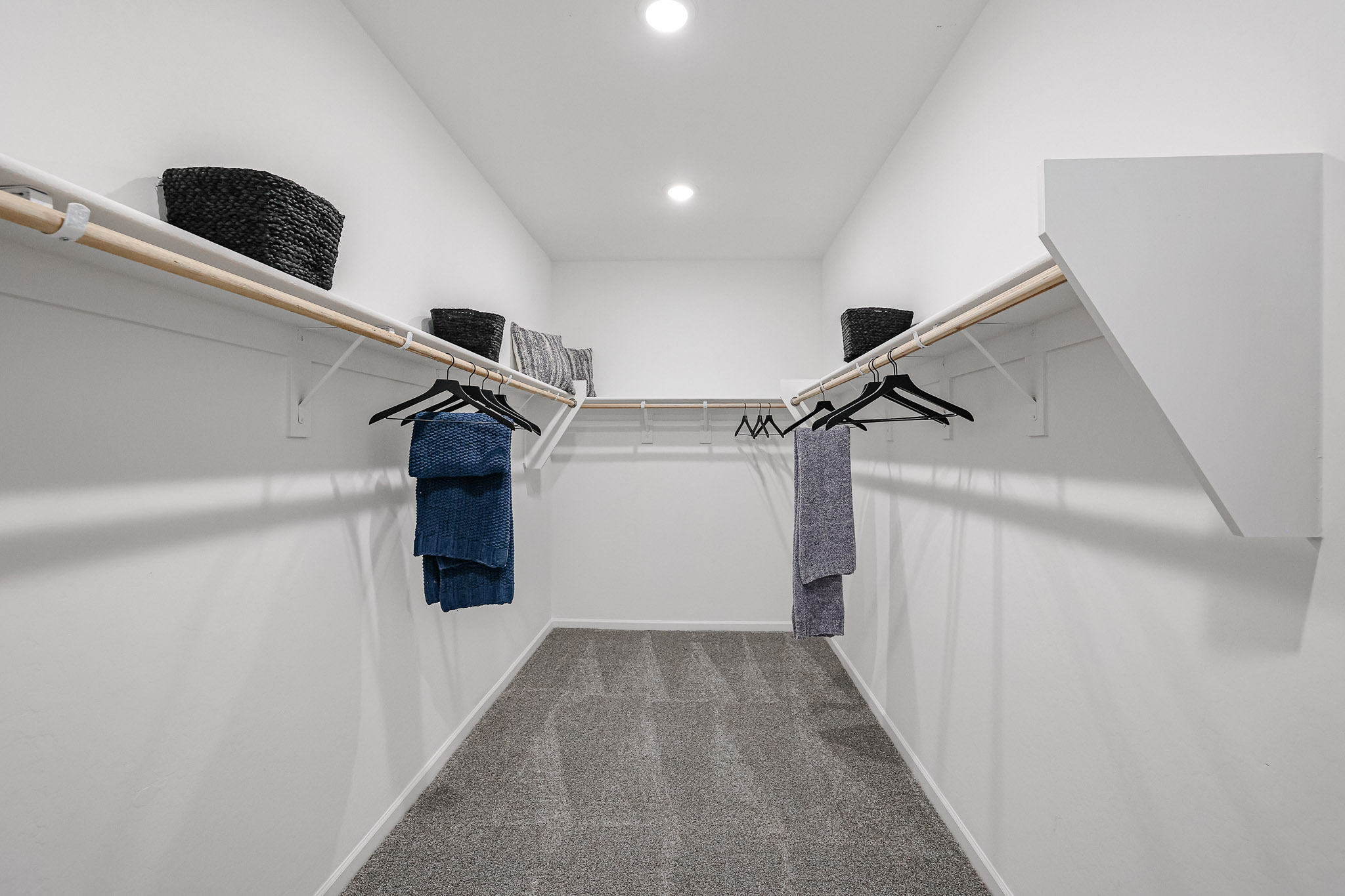 Keep your closets clutter-free and stylish