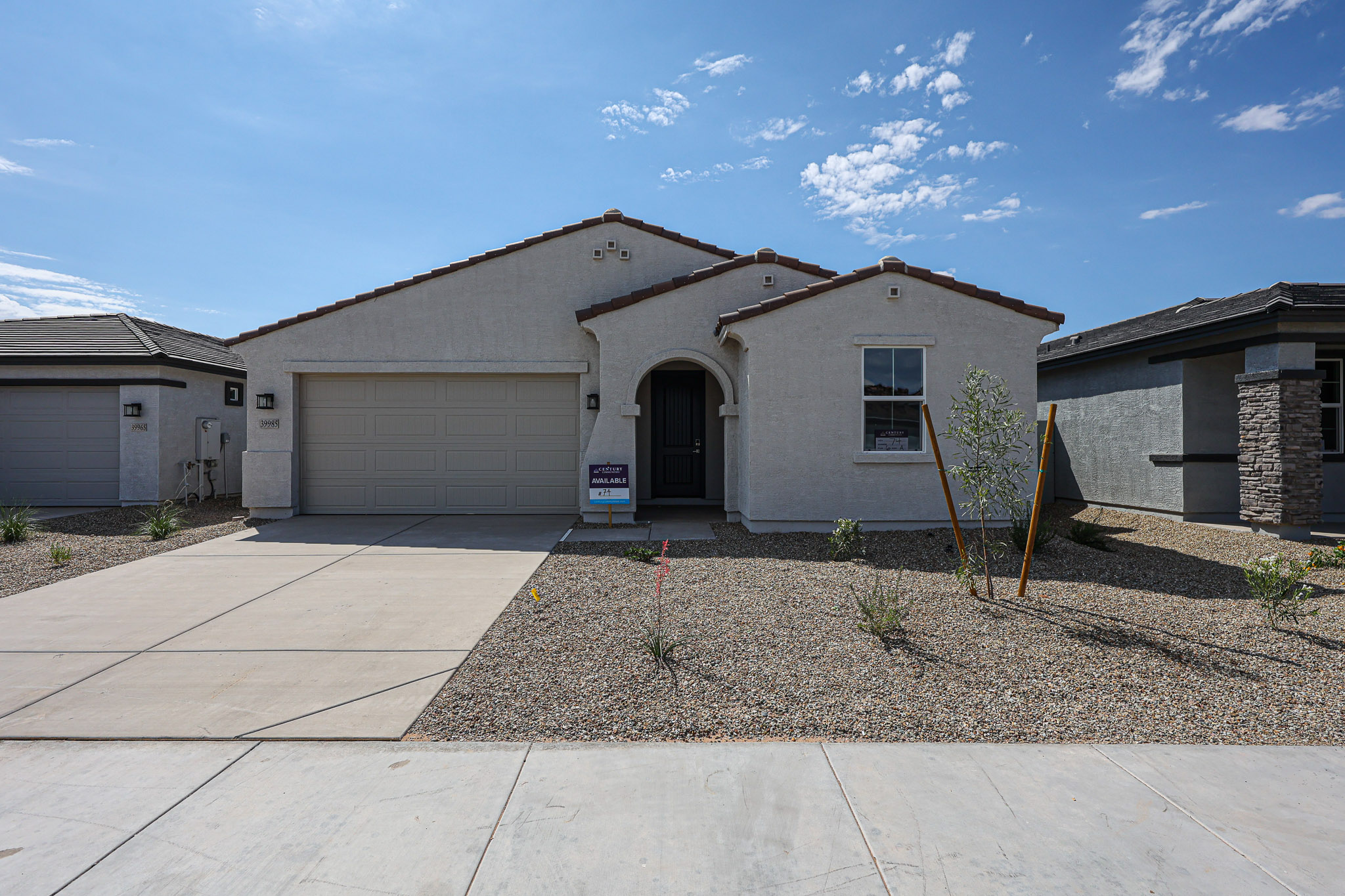 0074 39985 W SPARKS LN